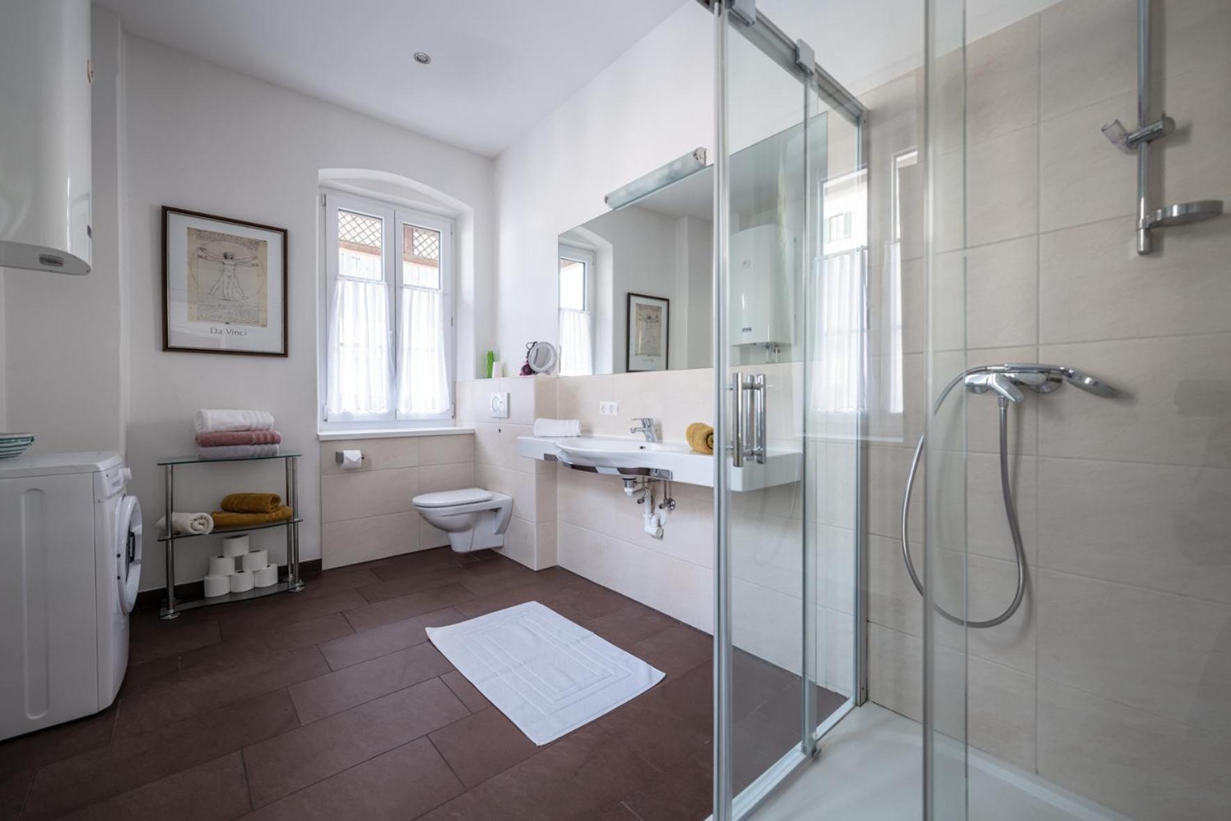 Domitian 2 Apartment Милщат Екстериор снимка