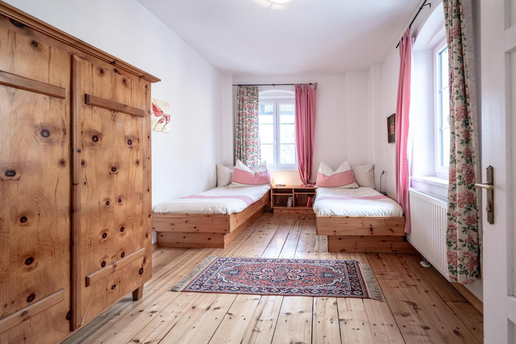 Domitian 2 Apartment Милщат Екстериор снимка