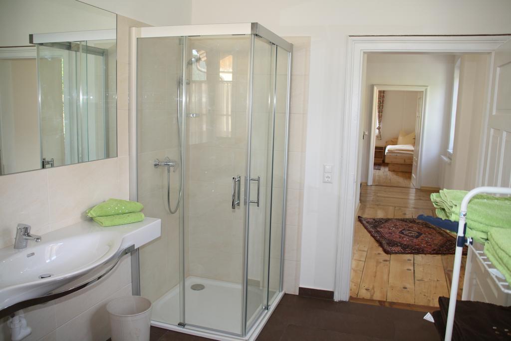 Domitian 2 Apartment Милщат Екстериор снимка
